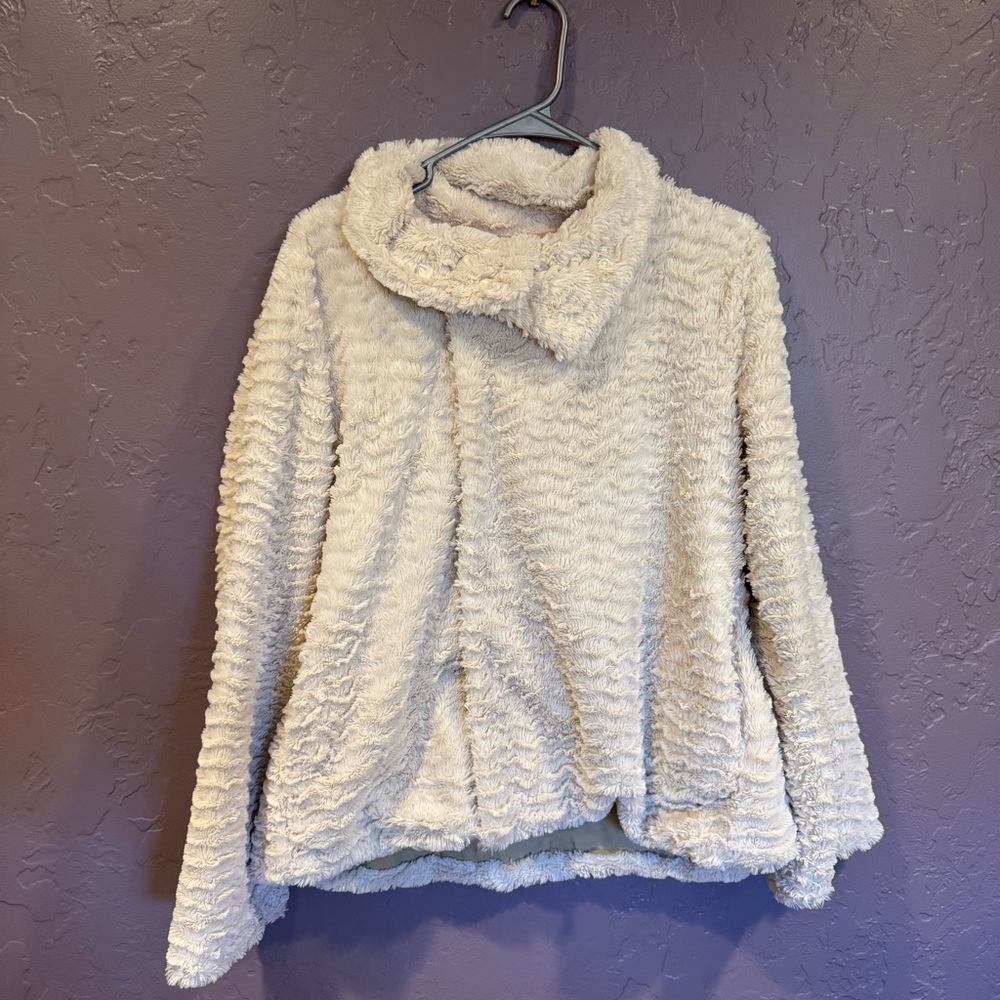 Patagonia Cream Teddy Jacket - L